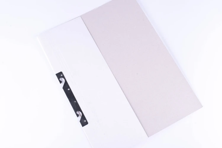 półskoroszyt z zawieszką.jpg