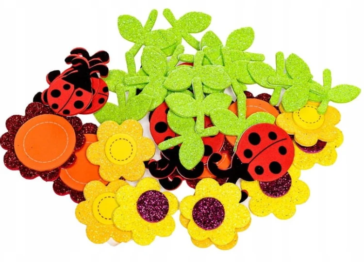 Kwiatki i biedronk.jpg